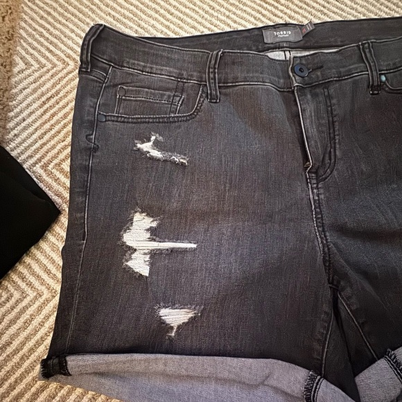Torrid Women's   Black Ripped Denim Shorts - Picture 3 of 7